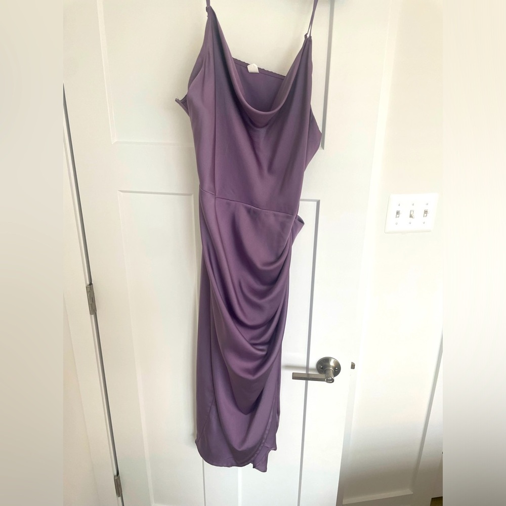 Women's Plus Size Satin Spaghetti Strap Cowl Neck Wrap Party Cami Dress - Picture 2 of 6